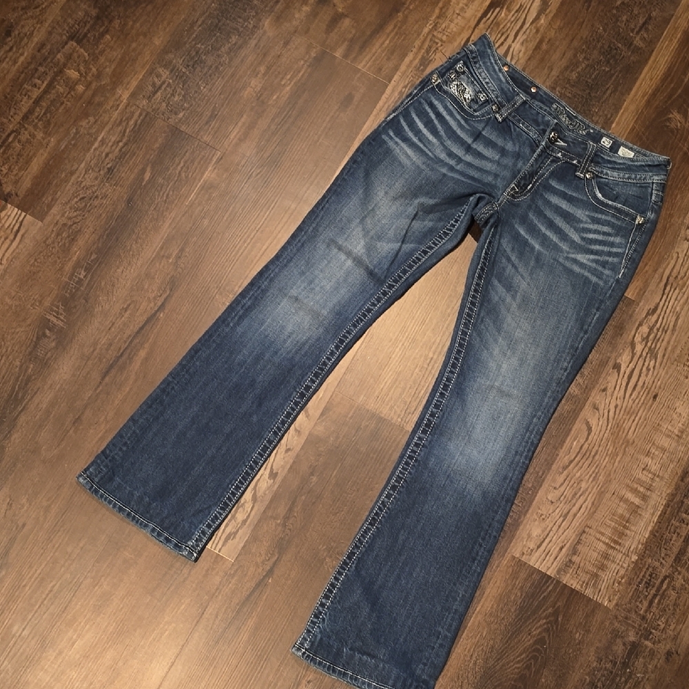 Miss Me Stylish Blue Denim Jeans, rhinestones, sz 29